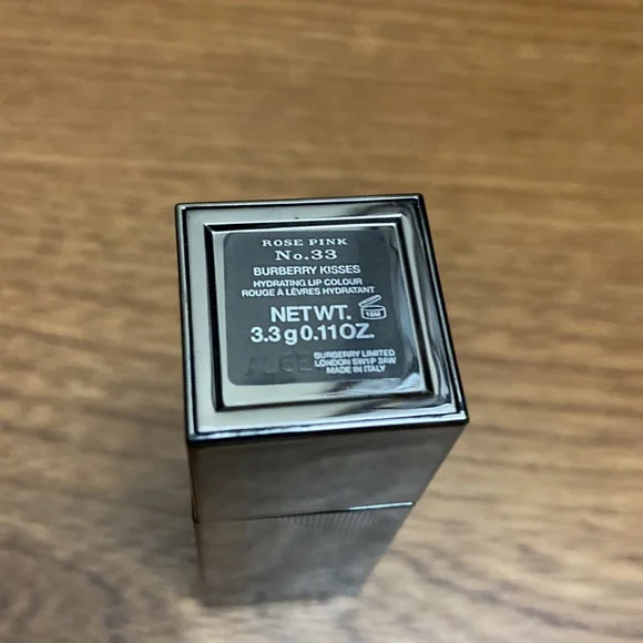 Burberry Kisses Lipstick Rose Pink No. 33 - Picture 7 of 7